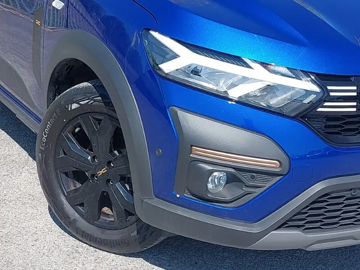 2024-dacia-sandero-stepway-10-tce-extreme-90bhp-big-8