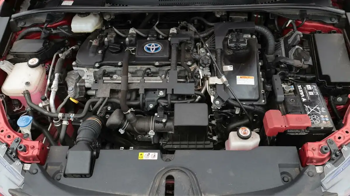 2021-toyota-corolla-18-vvt-i-gr-sport-trk-hatchback-big-19