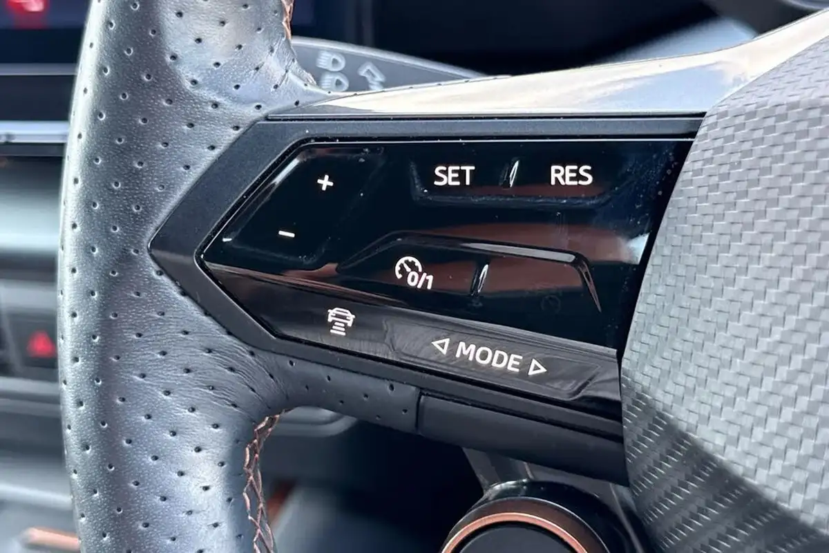 2022-cupra-born-e-v2-230ps-58kwh-e-boost-big-27
