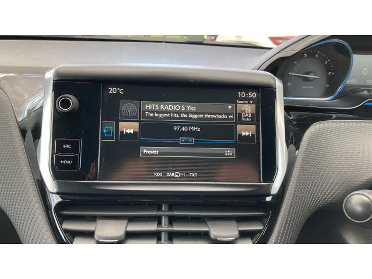 2015-peugeot-2008-crossover-12-puretech-allure-82bhp-big-11