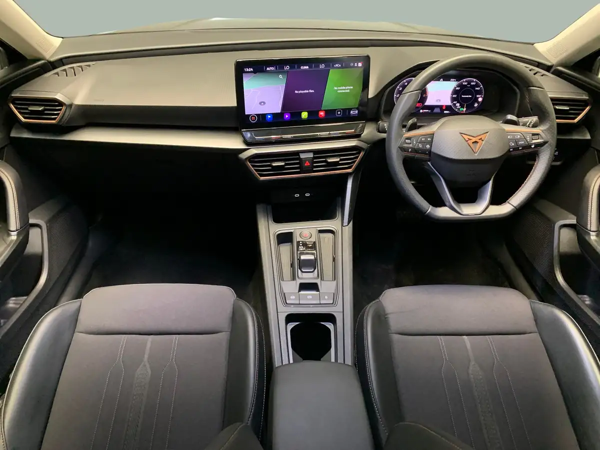 2023-cupra-leon-nf-15-etsi-v1-hatchback-big-2
