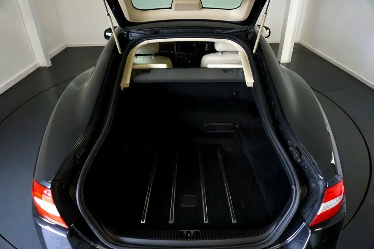 2012-jaguar-xk-50-portfolio-385bhp-coupe-auto-big-7
