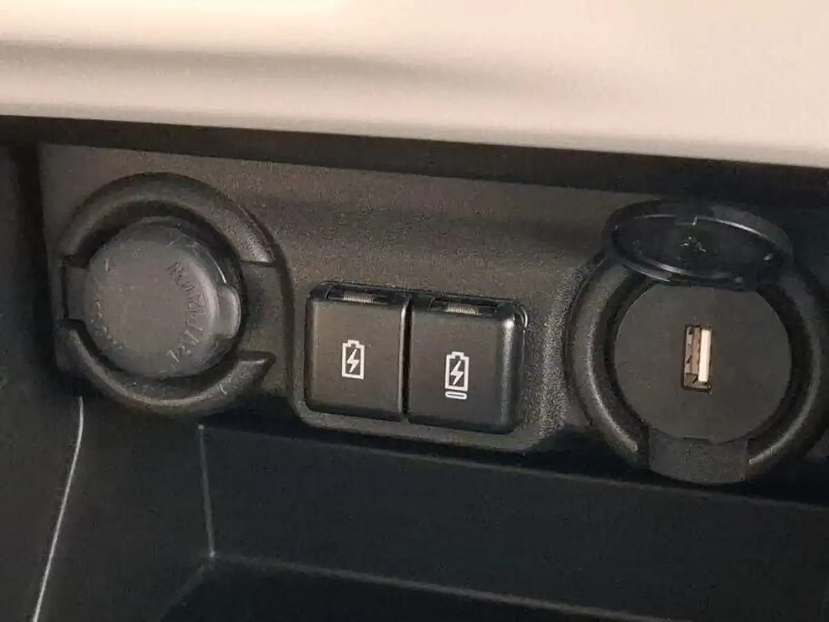 2024-suzuki-swift-12-motion-big-15