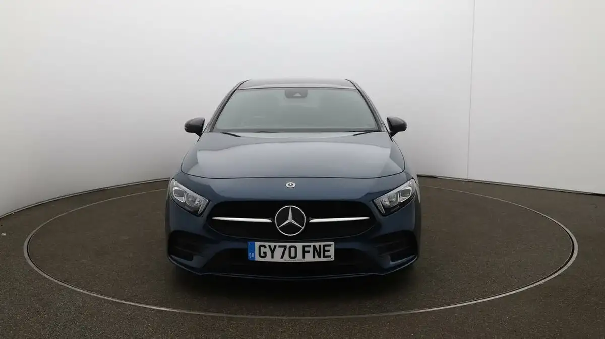 2020-mercedes-benz-a-class-20d-a200d-exclusive-edition-big-42