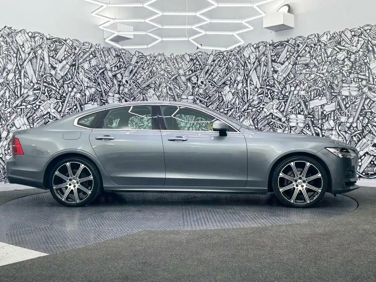 2018-volvo-s90-20td-d4-momentum-big-11