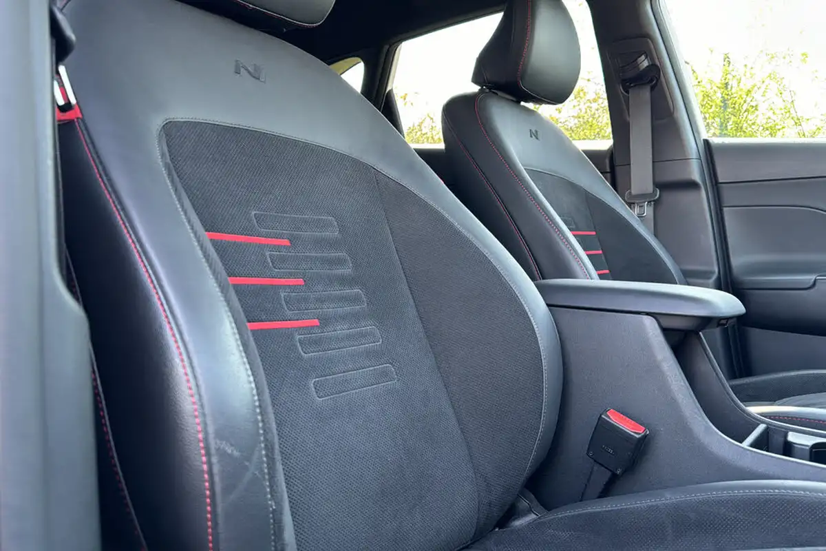 2024-hyundai-kona-10-t-gdi-n-line-s-120ps-dct-big-30