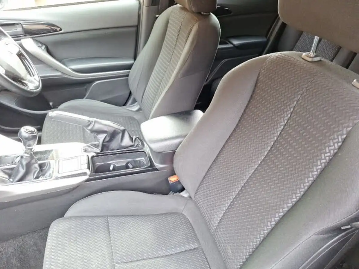 2018-mitsubishi-eclipse-cross-15-2-big-4