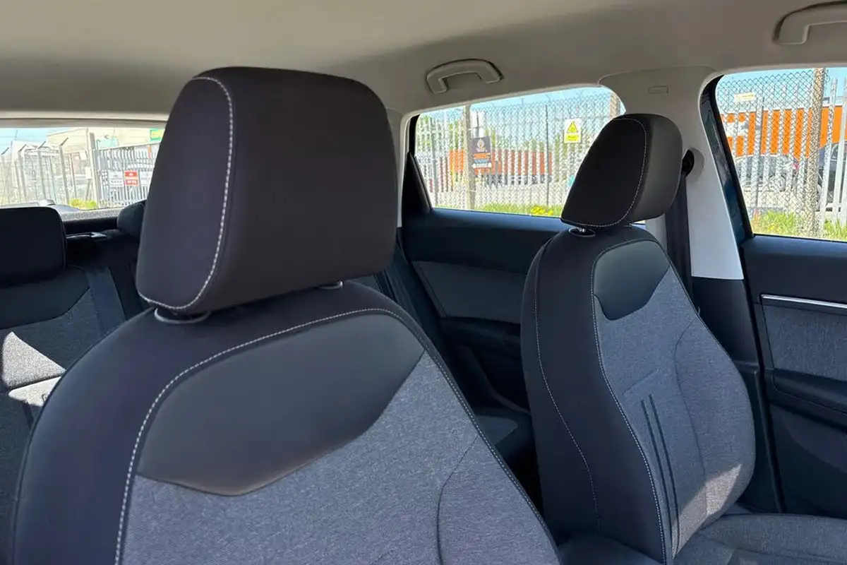 2023-seat-ateca-15-ecotsi-se-technology-big-20