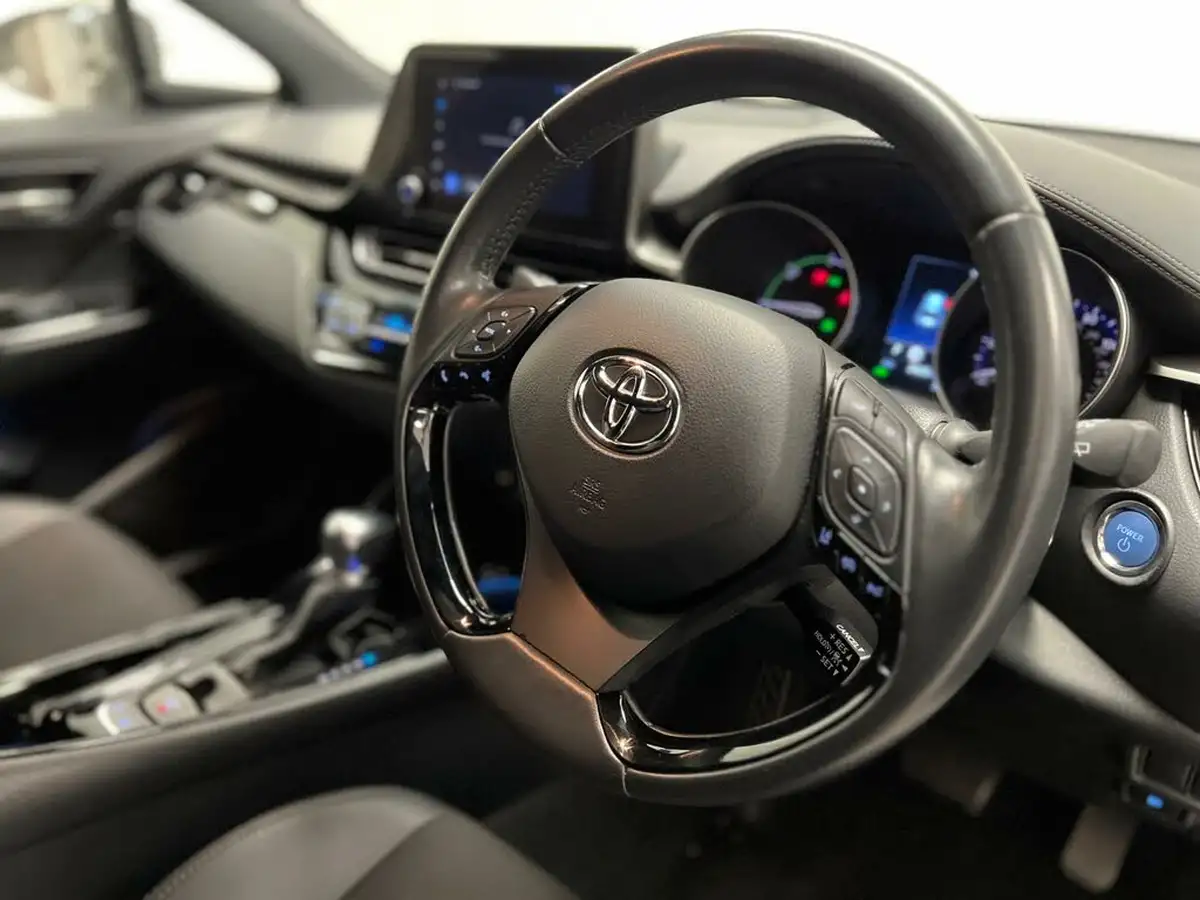 2022-toyota-c-hr-18-vvt-i-design-big-22