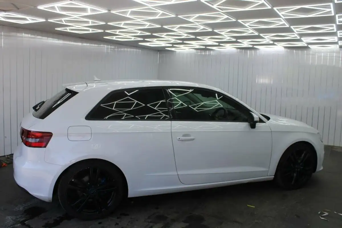 2013-audi-a3-14-se-tfsi-122ps-hatchback-3d-big-8