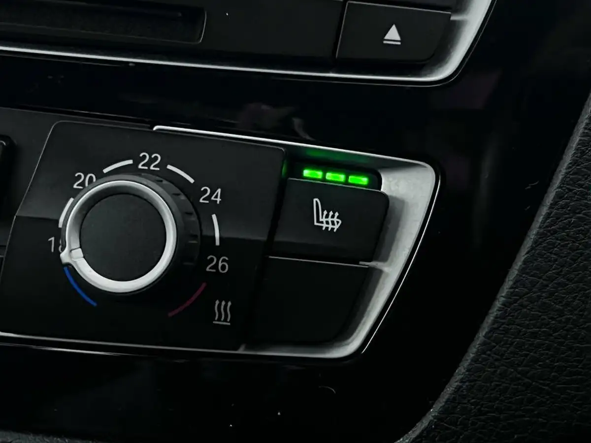 2019-bmw-1-series-20-120i-m-sport-ss-5d-big-30