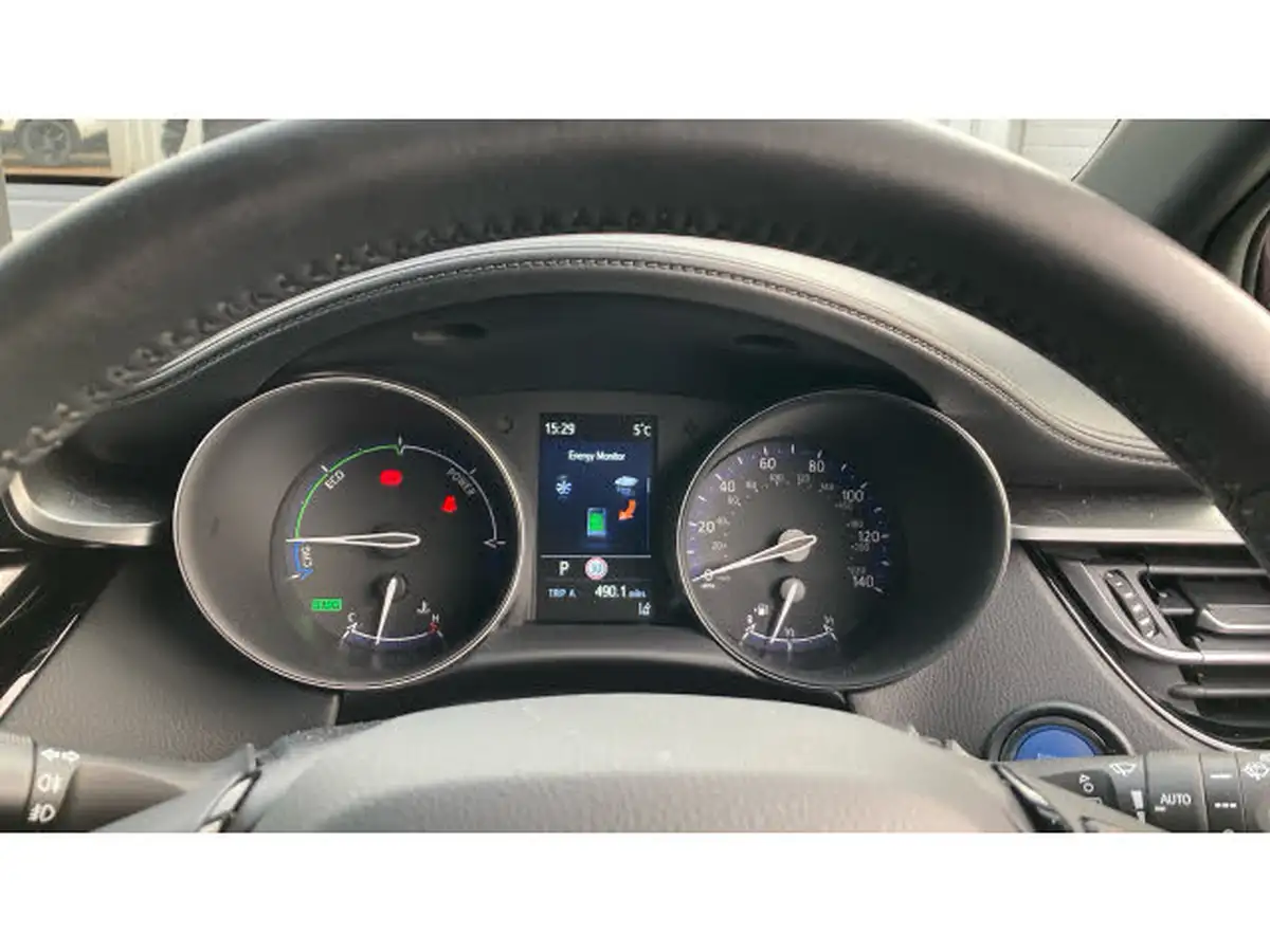 2023-toyota-c-hr-18-vvt-i-design-120bhp-big-8
