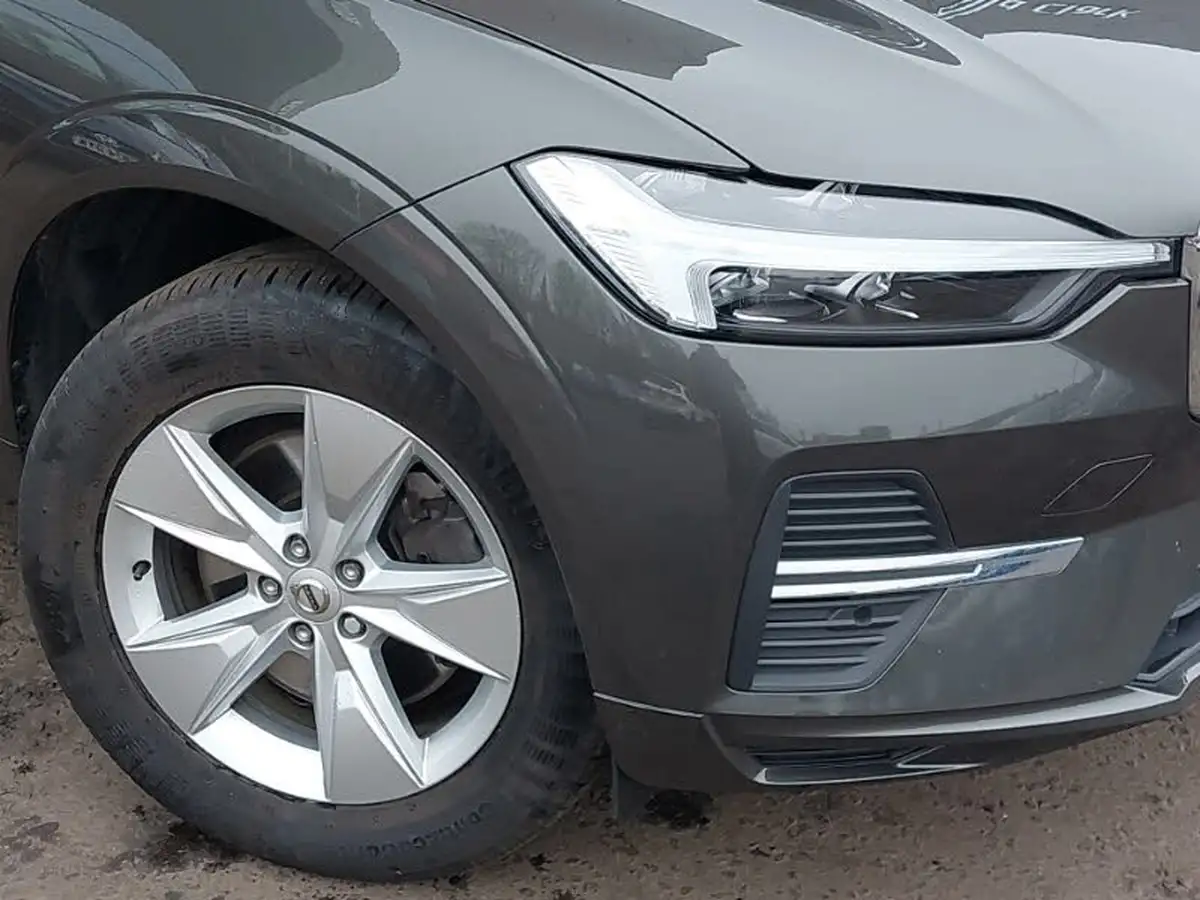 2021-volvo-xc60-20td-b4-momentum-awd-big-8