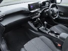 2025-peugeot-208-12-puretech-gt-100ps-small-4