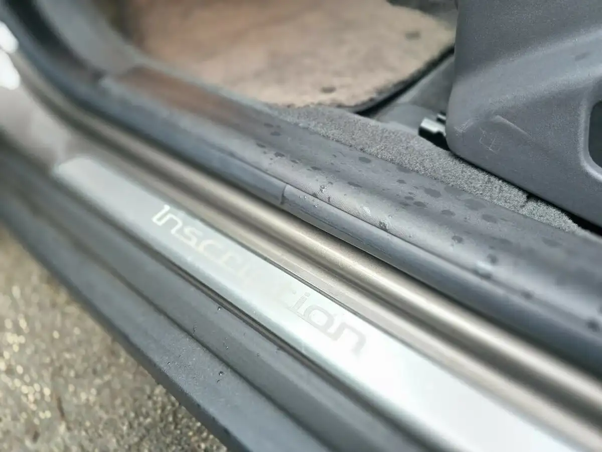 2011-volvo-xc70-30-t6-se-big-26
