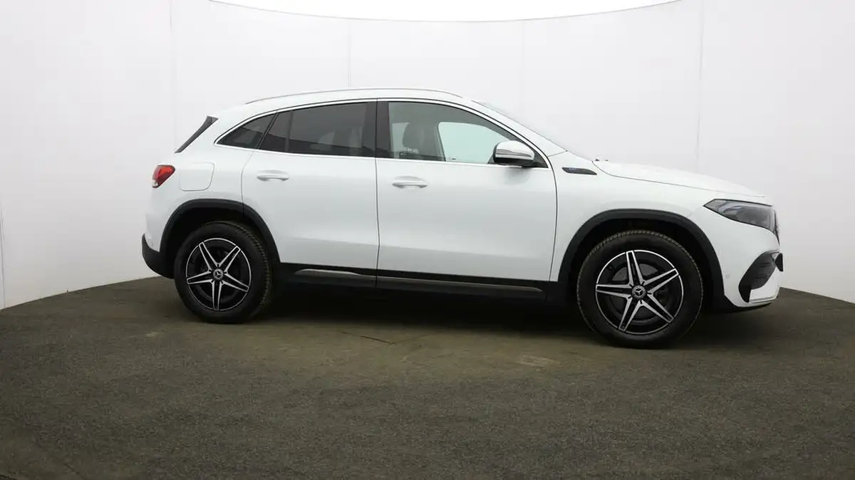 2021-mercedes-benz-eqa-e-eqa-250-amg-line-big-50