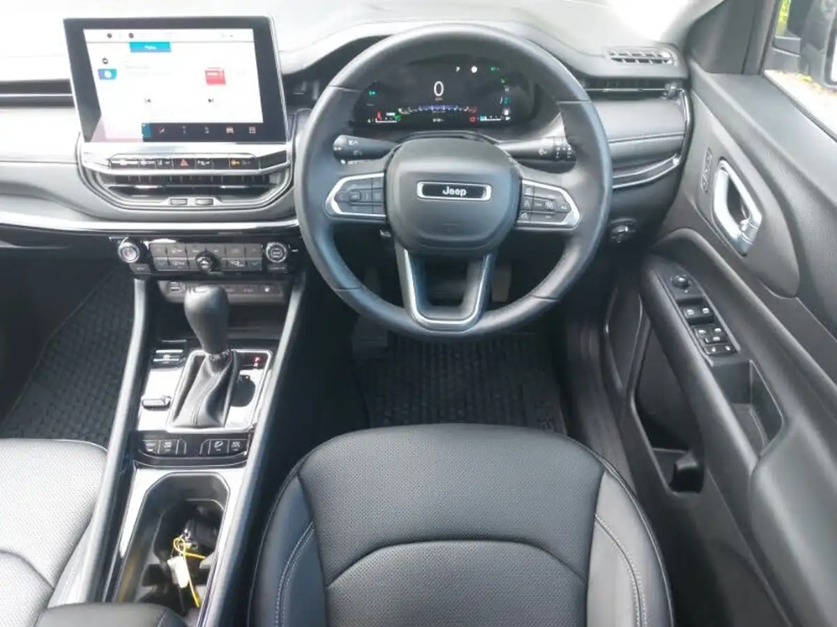 2024-jeep-compass-13-gse-s-big-6