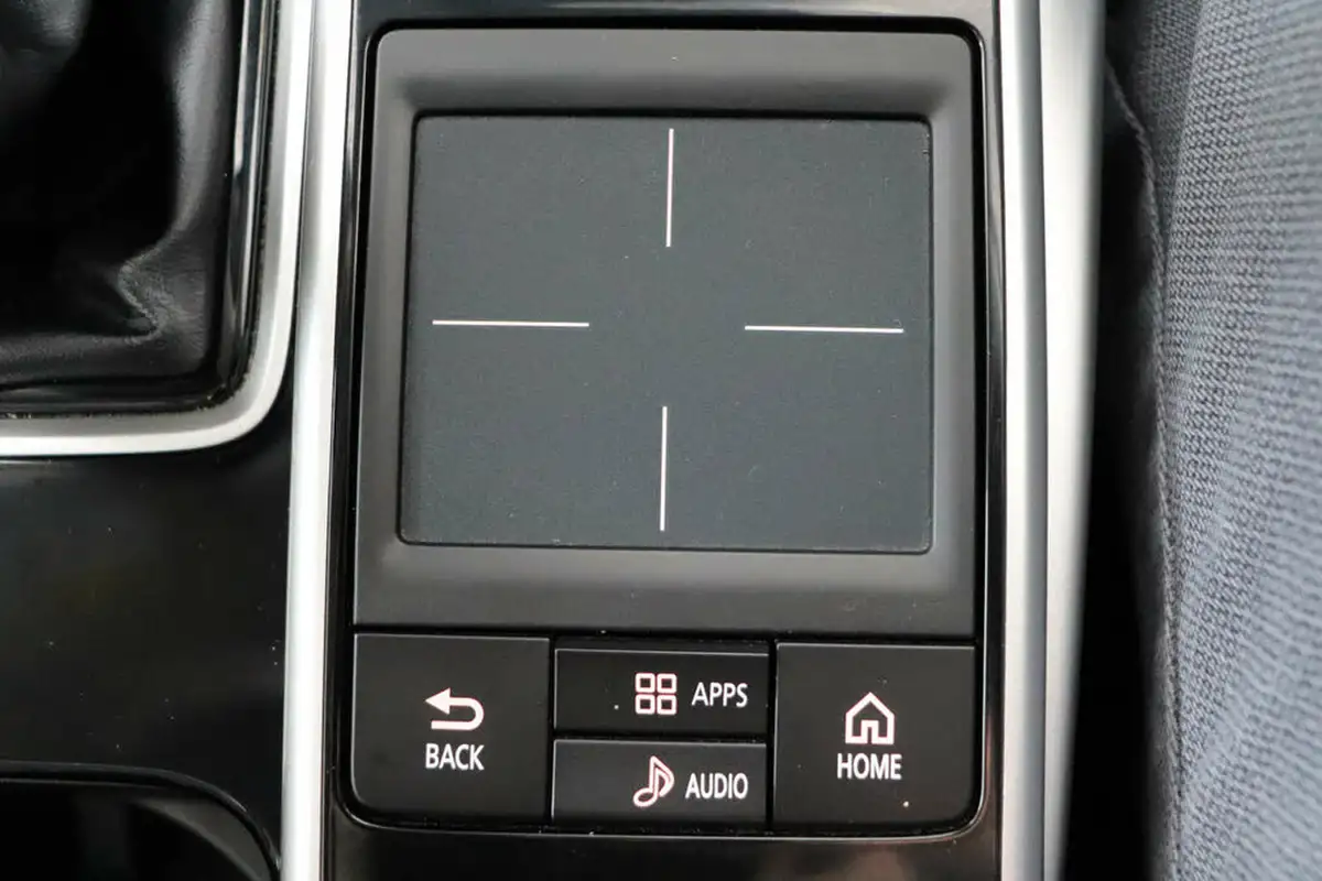 2018-mitsubishi-eclipse-cross-15-4-auto-big-60