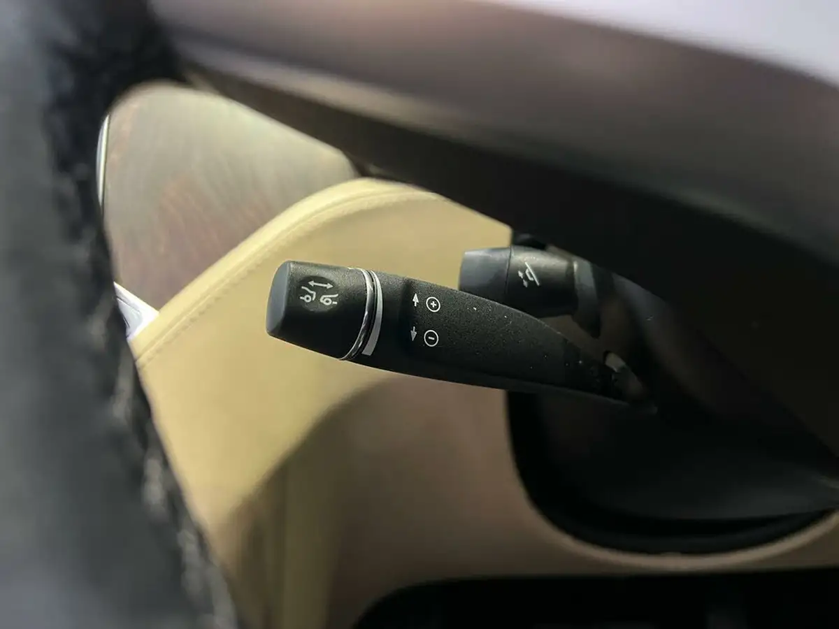 2018-tesla-model-s-e-100d-big-52