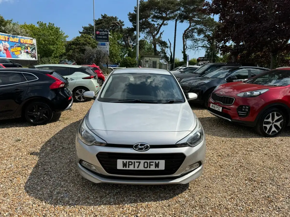 2017-hyundai-i20-10-t-gdi-turbo-edition-big-1