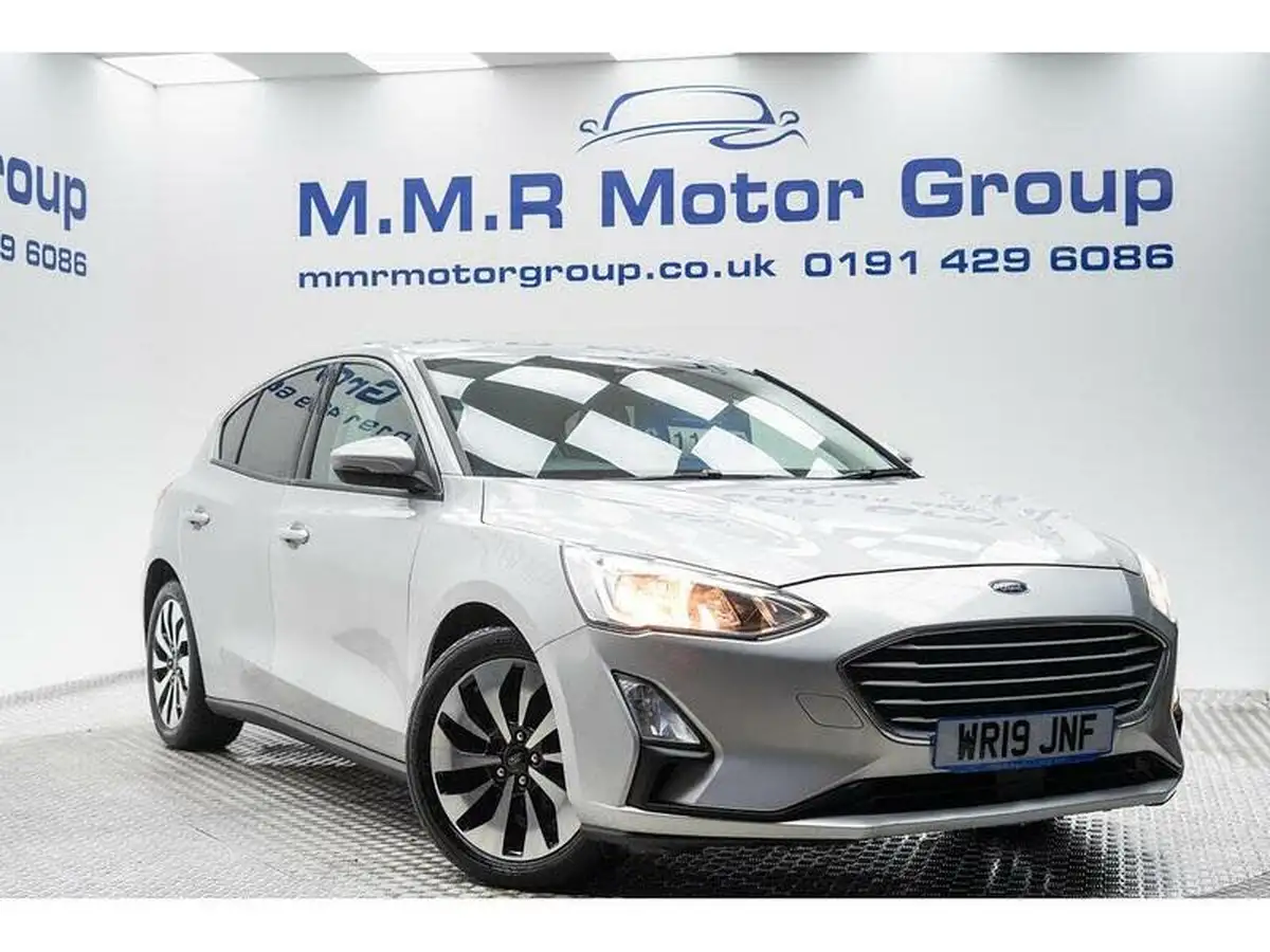 2019-ford-focus-10t-zetec-125ps-ss-hatchback-auto-big-2