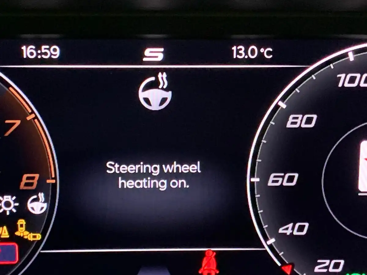 2021-cupra-formentor-20-tsi-vz2-big-23