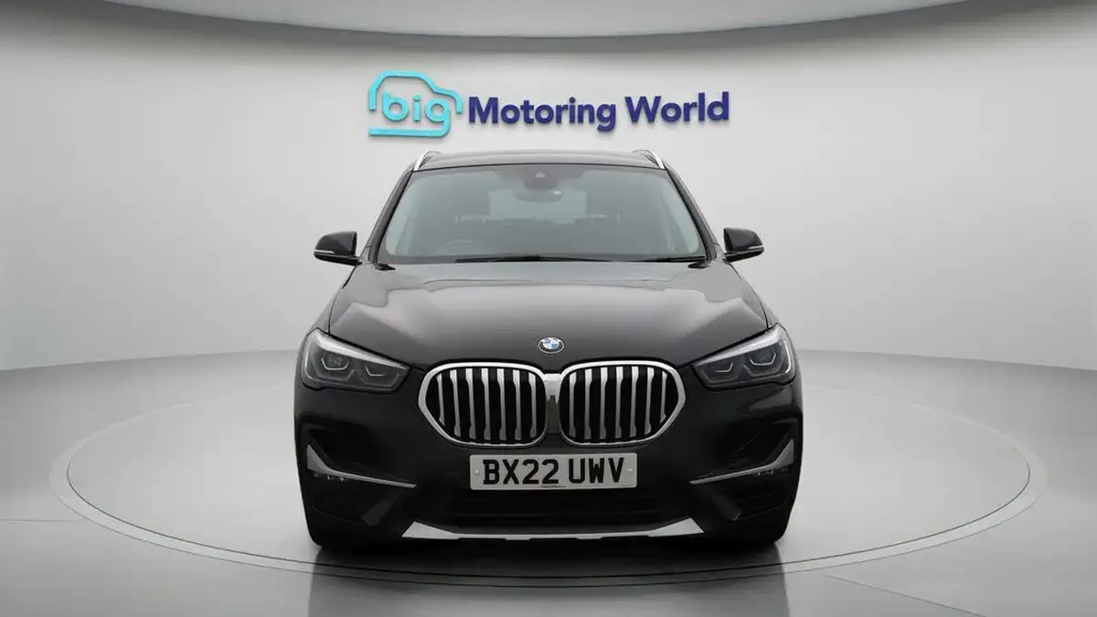 2022-bmw-x1-20-xdrive20i-xline-big-2