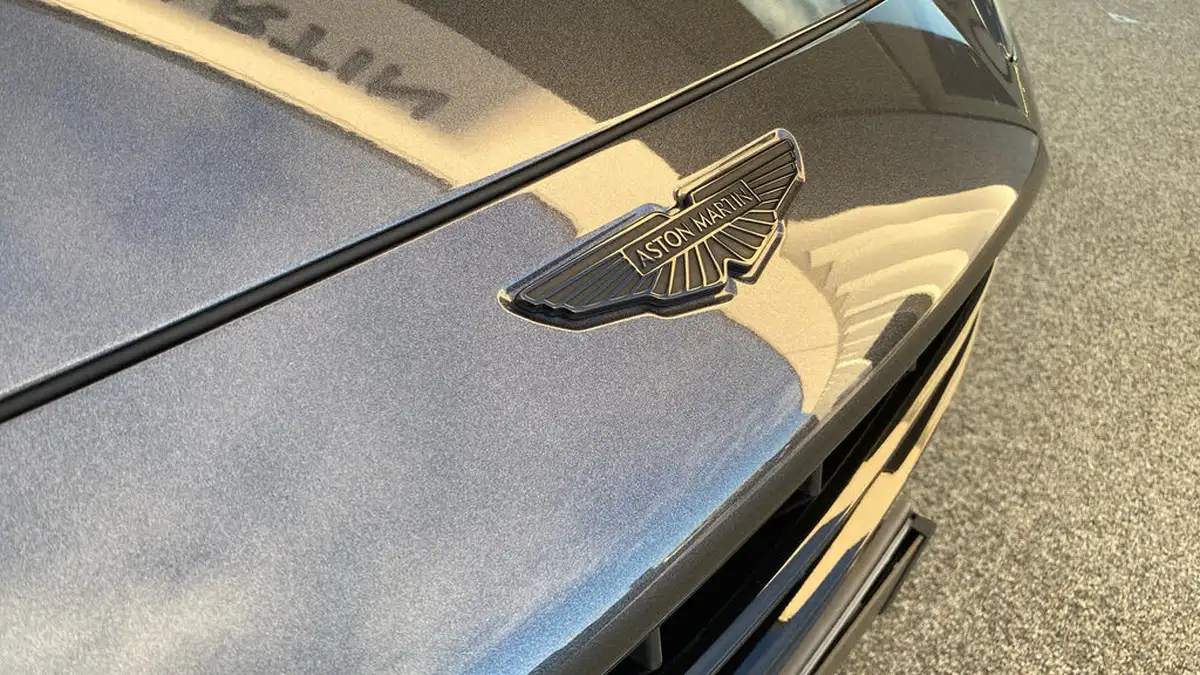 2024-aston-martin-dbx-40-v8-big-13