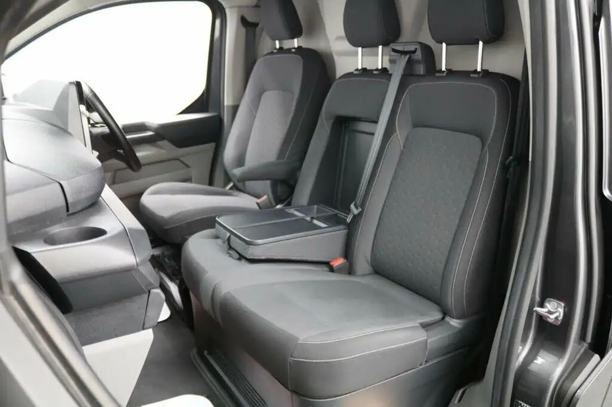2024-ford-transit-custom-20tdci-320-l2h1-limited-136pseu6e-panel-van-1996cc-auto-big-19