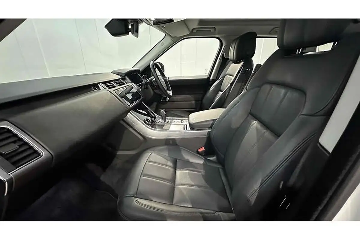2022-land-rover-range-rover-sport-30-d250-hse-big-17