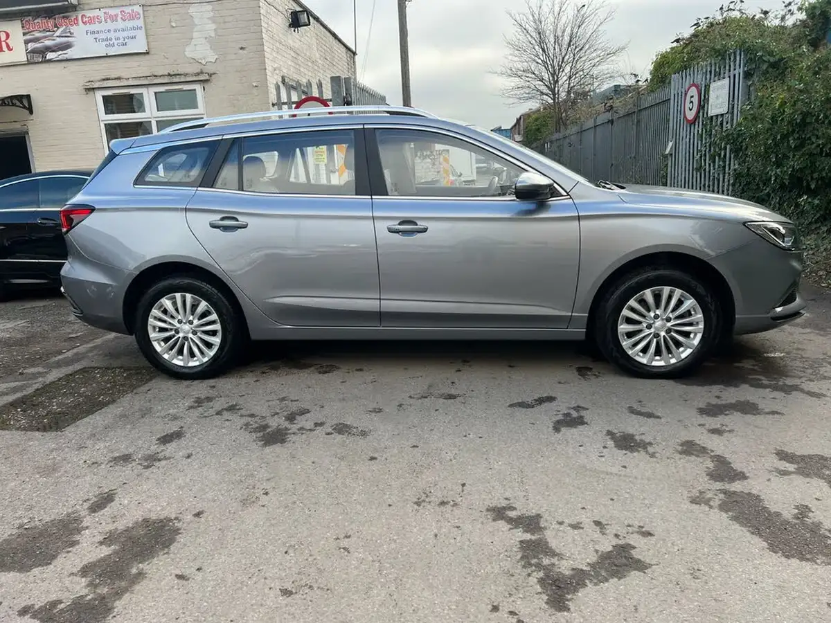 2022-mg-mg5-e-exclusive-ev-long-range-big-55