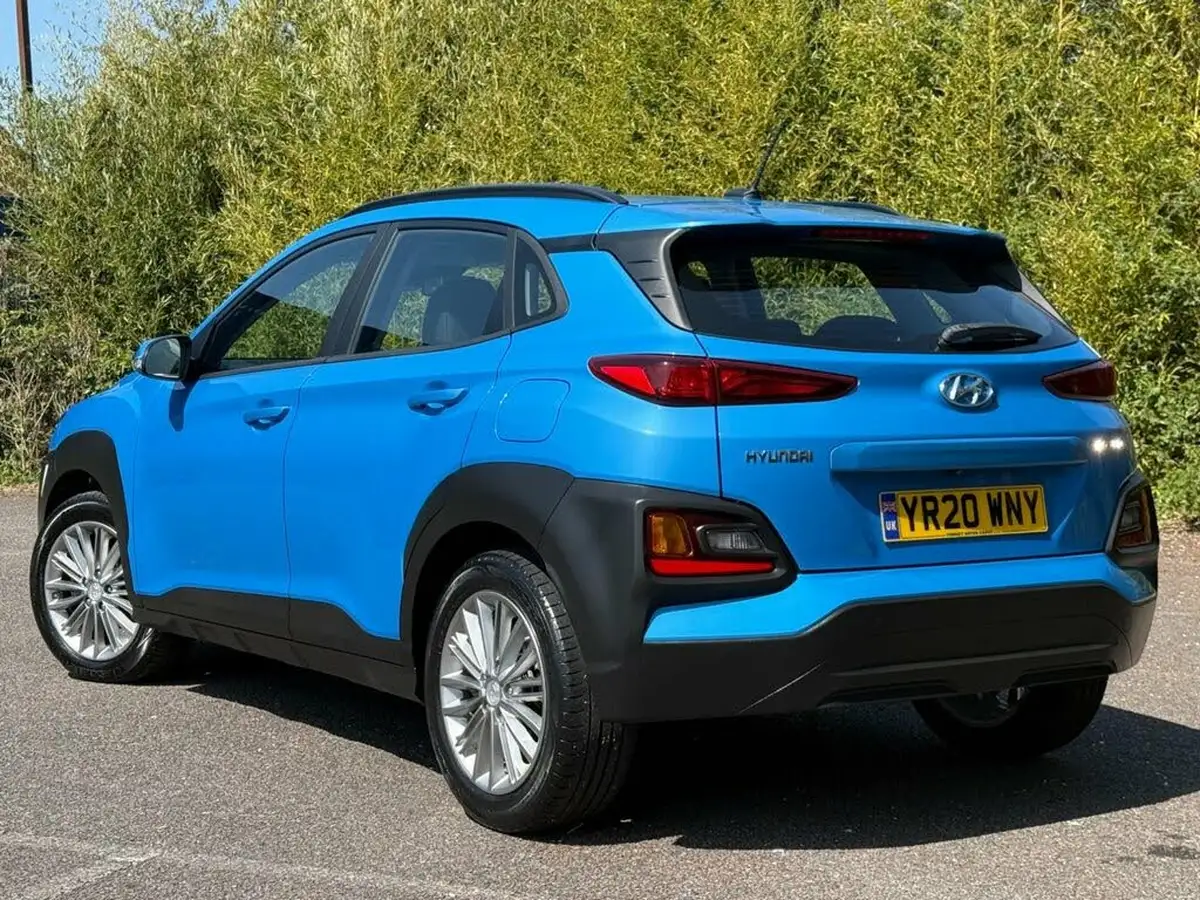 2020-hyundai-kona-10-t-gdi-se-big-1