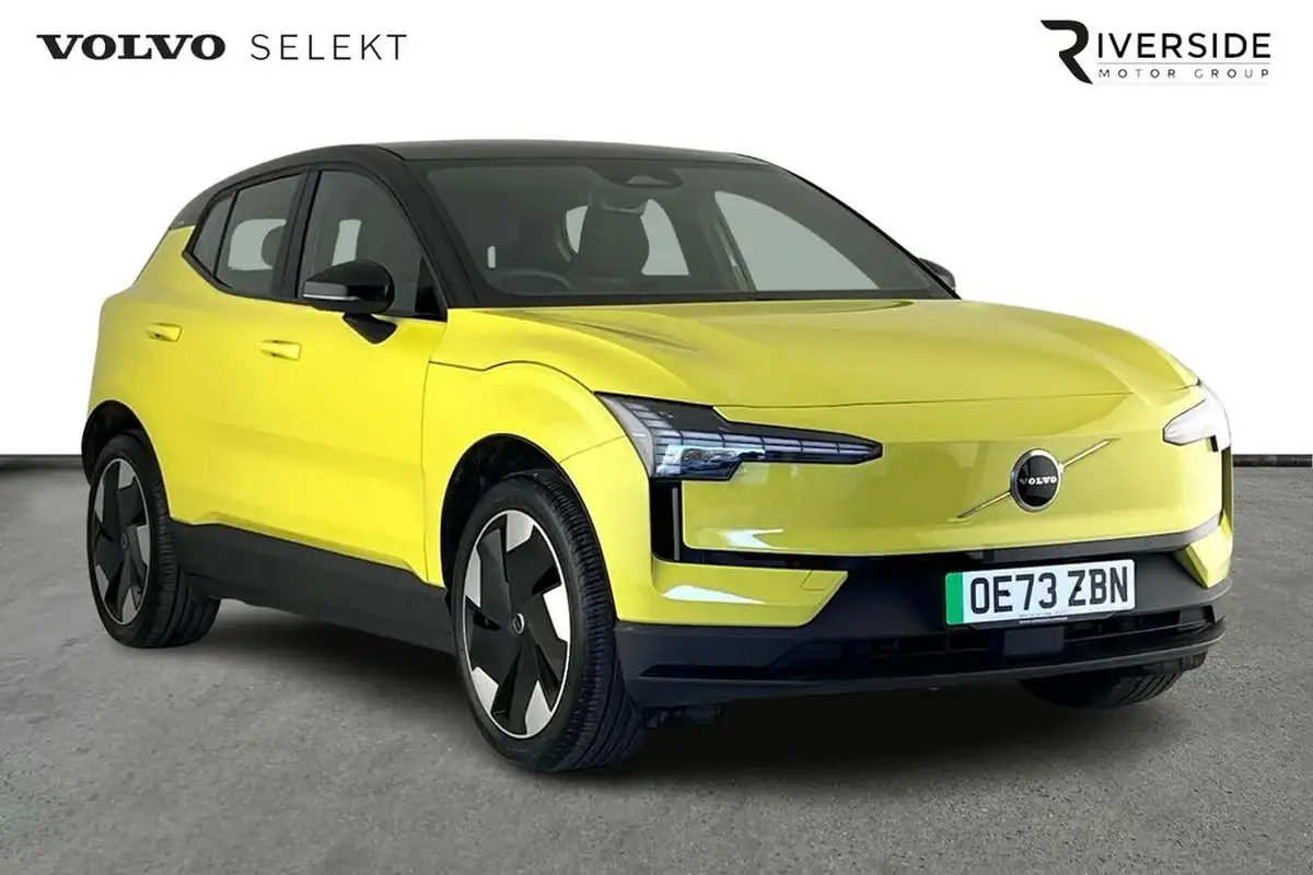 2024-volvo-ex30-e-single-motor-plus-extended-range-big-0