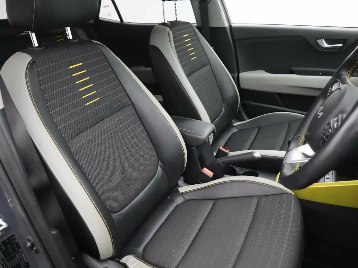 2023-kia-stonic-10-t-gdi-quantum-big-6
