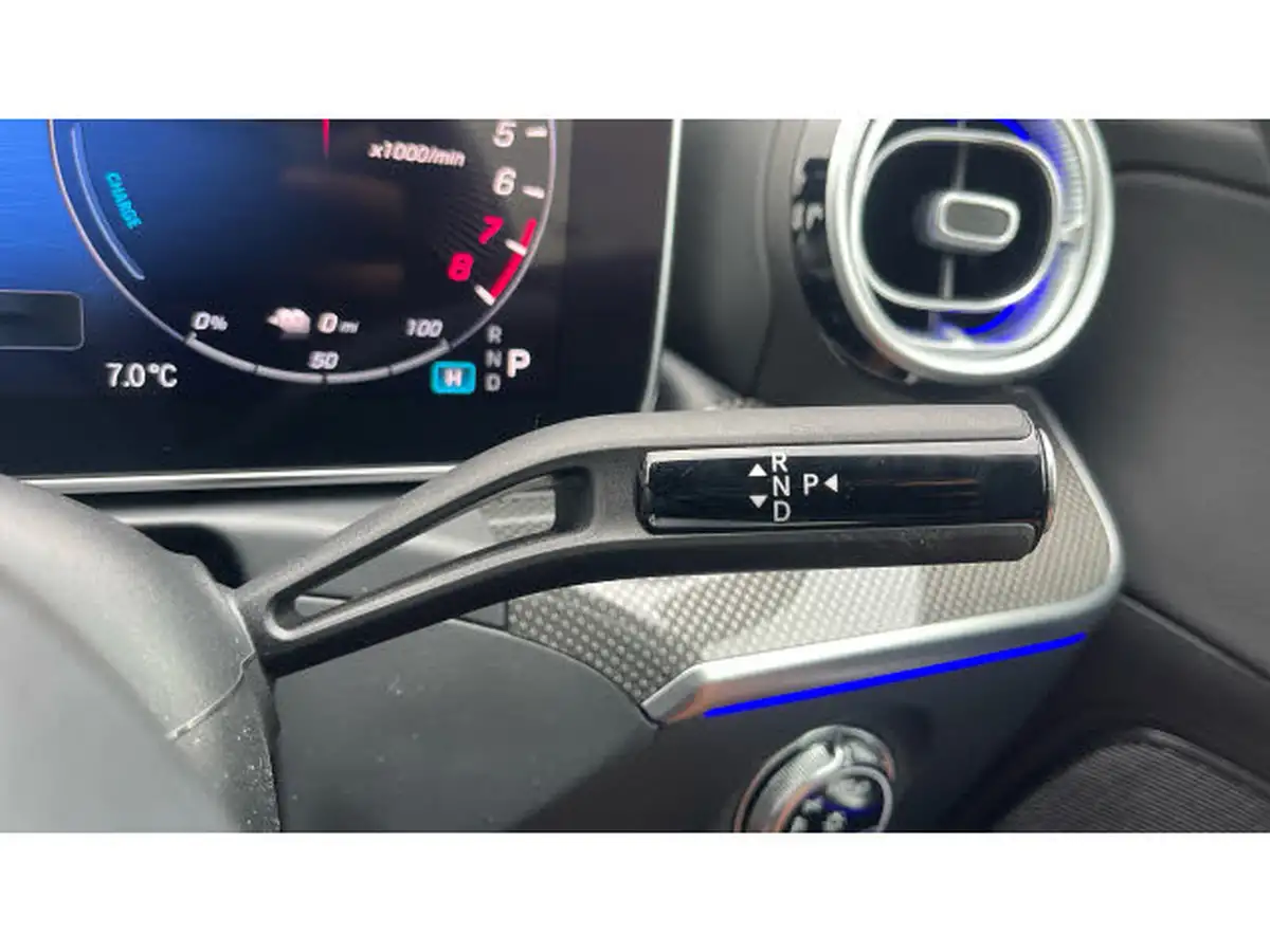 2024-mercedes-benz-c-class-20-c300e-amg-line-big-39