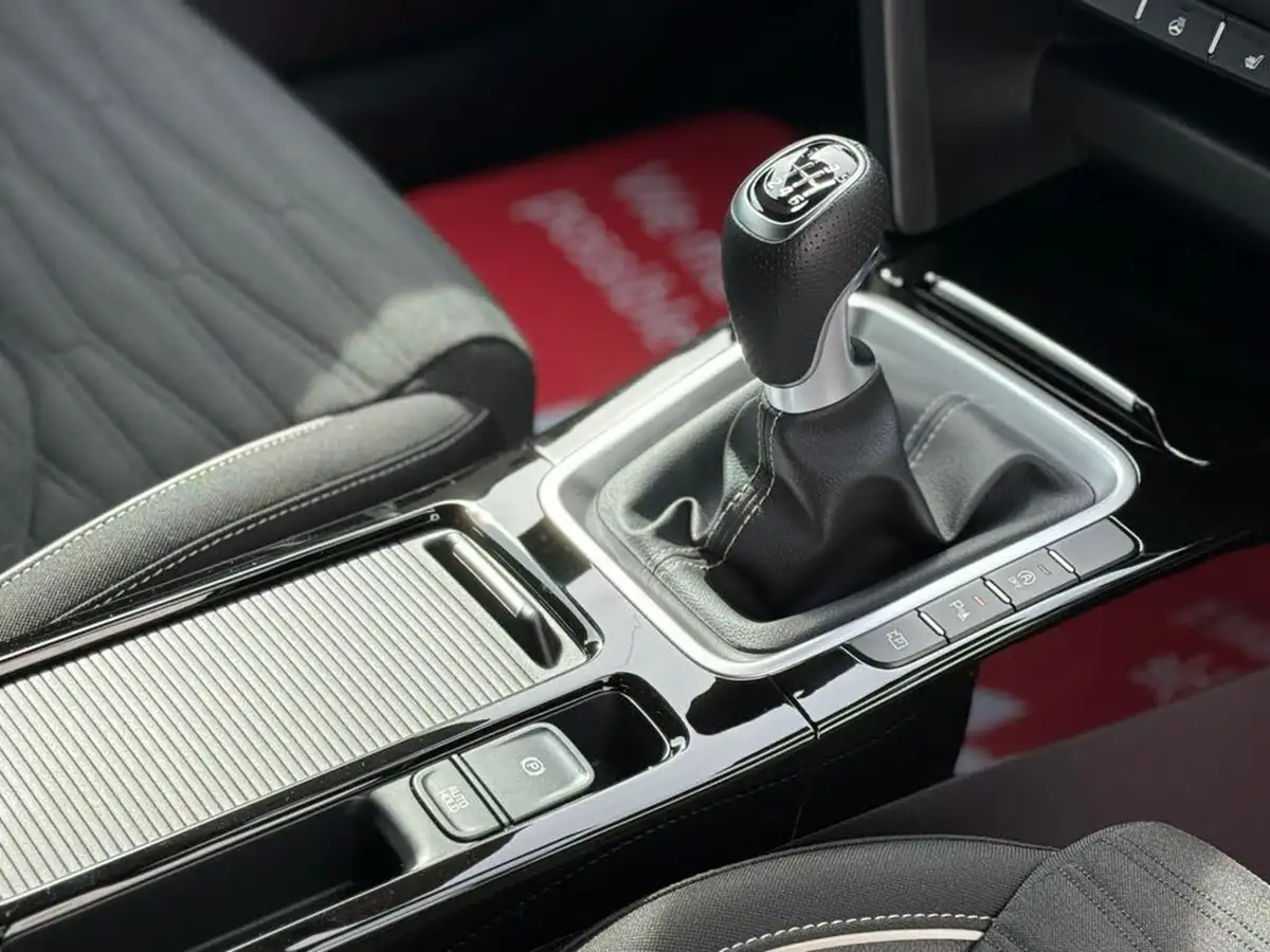 2023-kia-ceed-15-t-gdi-gt-line-158bhp-big-65