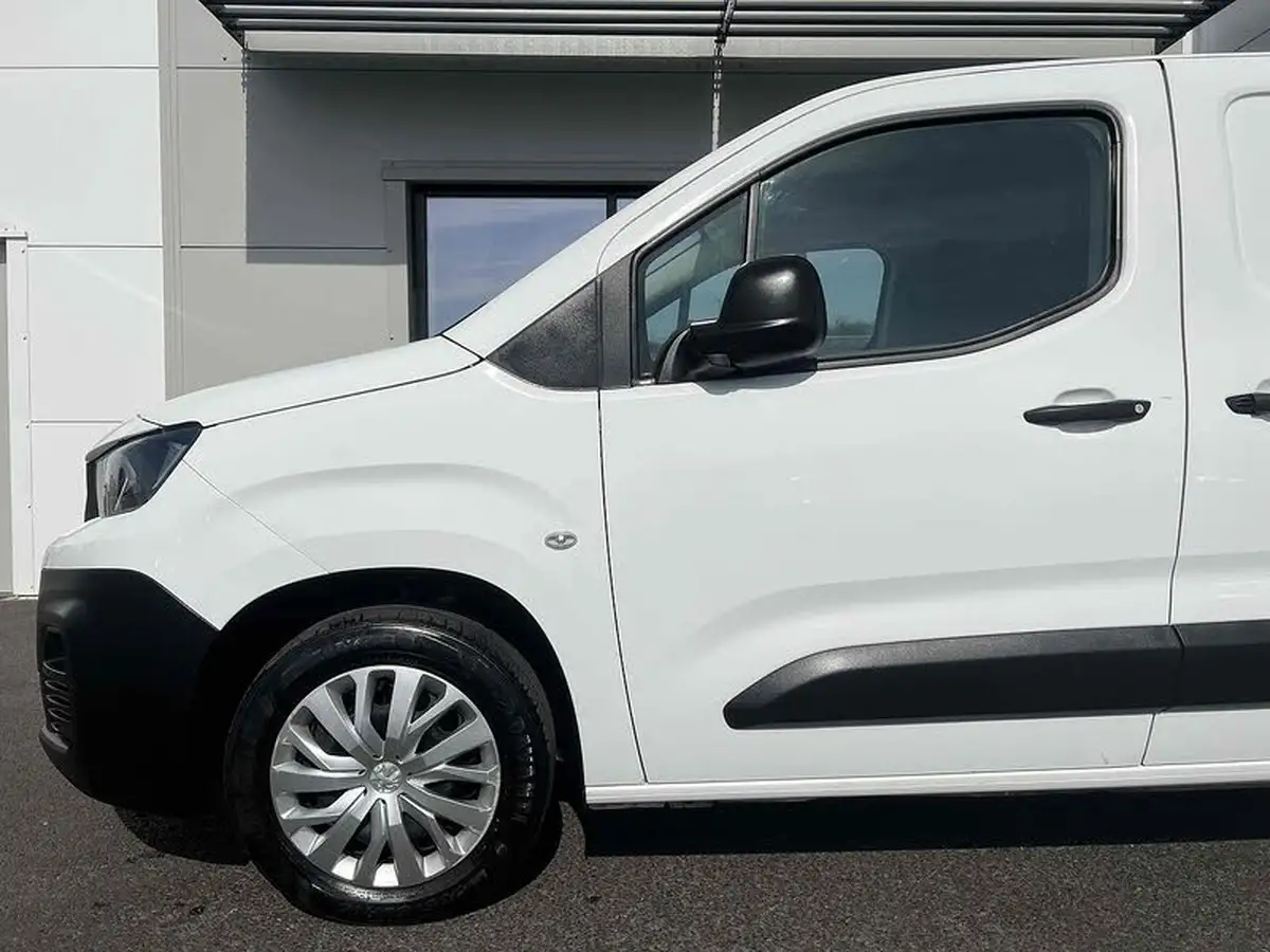 2021-peugeot-partner-15-bluehdi-1000-professional-100ps-eu6dt-panel-big-10