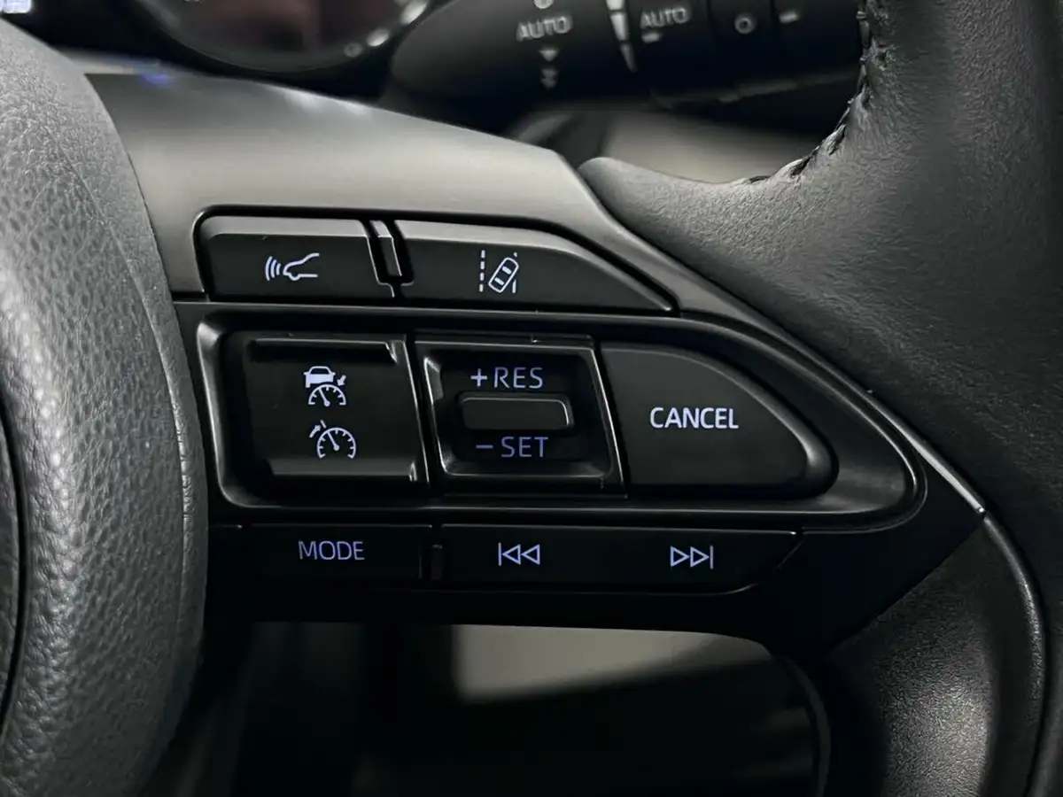2022-toyota-yaris-cross-15-vvt-i-excel-city-packpan-roof-big-19