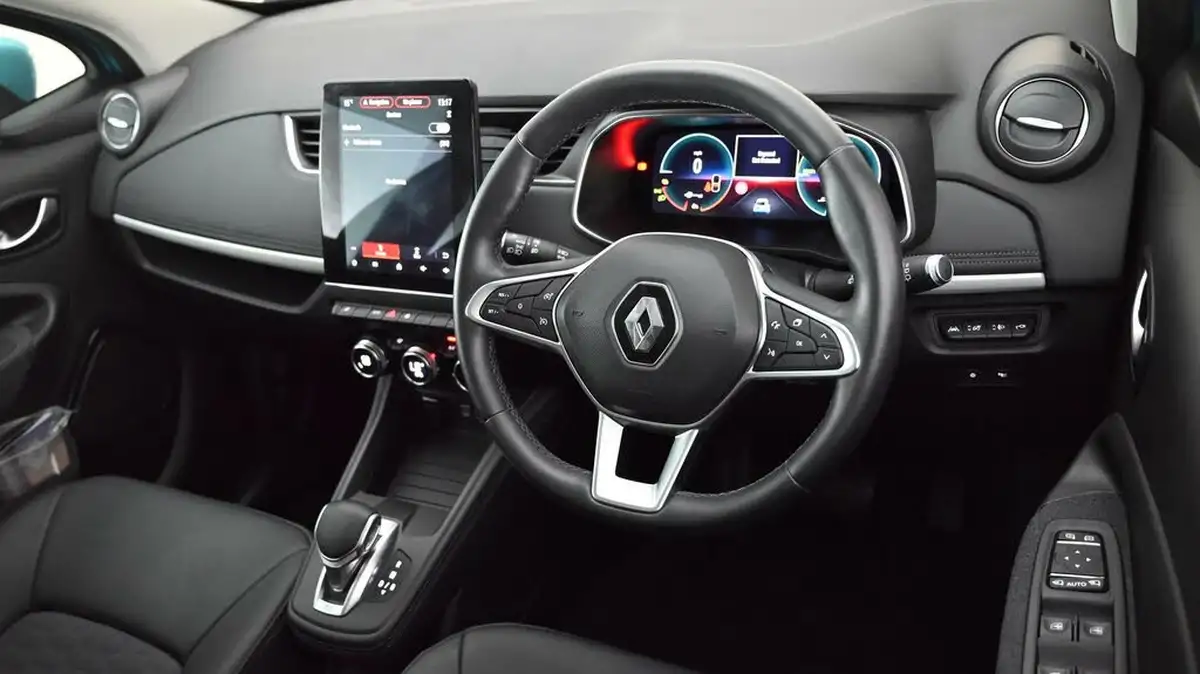 2022-renault-zoe-e-gt-line-big-8