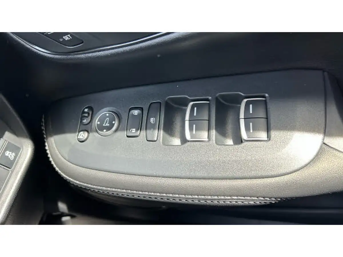 2024-honda-zr-v-20-i-mmd-advance-big-27