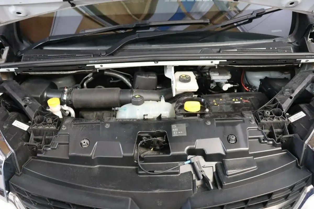 2021-renault-trafic-20dci-ll30-energy-145-business-panel-big-11