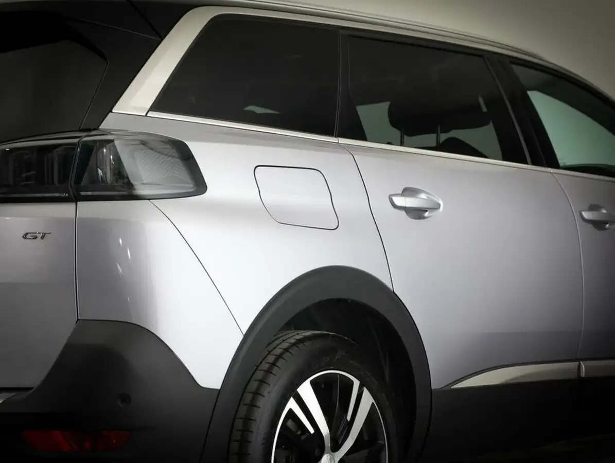 2023-peugeot-5008-suv-15-bluehdi-gt-130ps-eat8-big-6