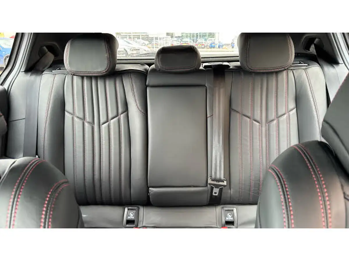 2021-peugeot-308-12-puretech-gt-premium-digital-i-cockpit-big-14