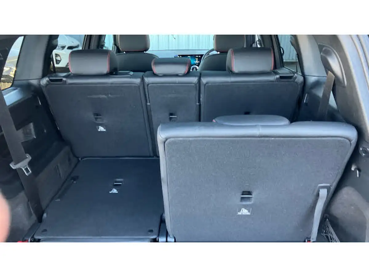 2021-mercedes-benz-glb-class-13-glb200-amg-line-premium-plus-7-8g-tronic-big-34
