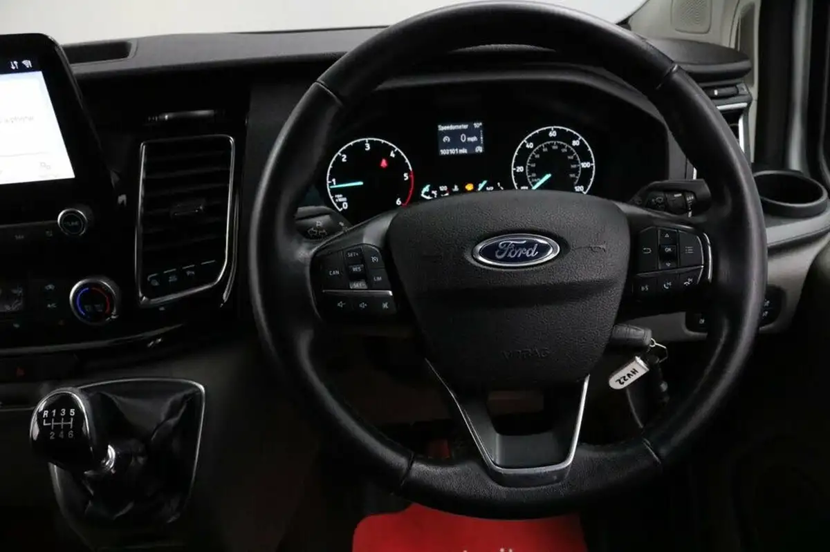 2022-ford-transit-custom-20tdci-300-l1h2-limited-170pseu6dt-big-30