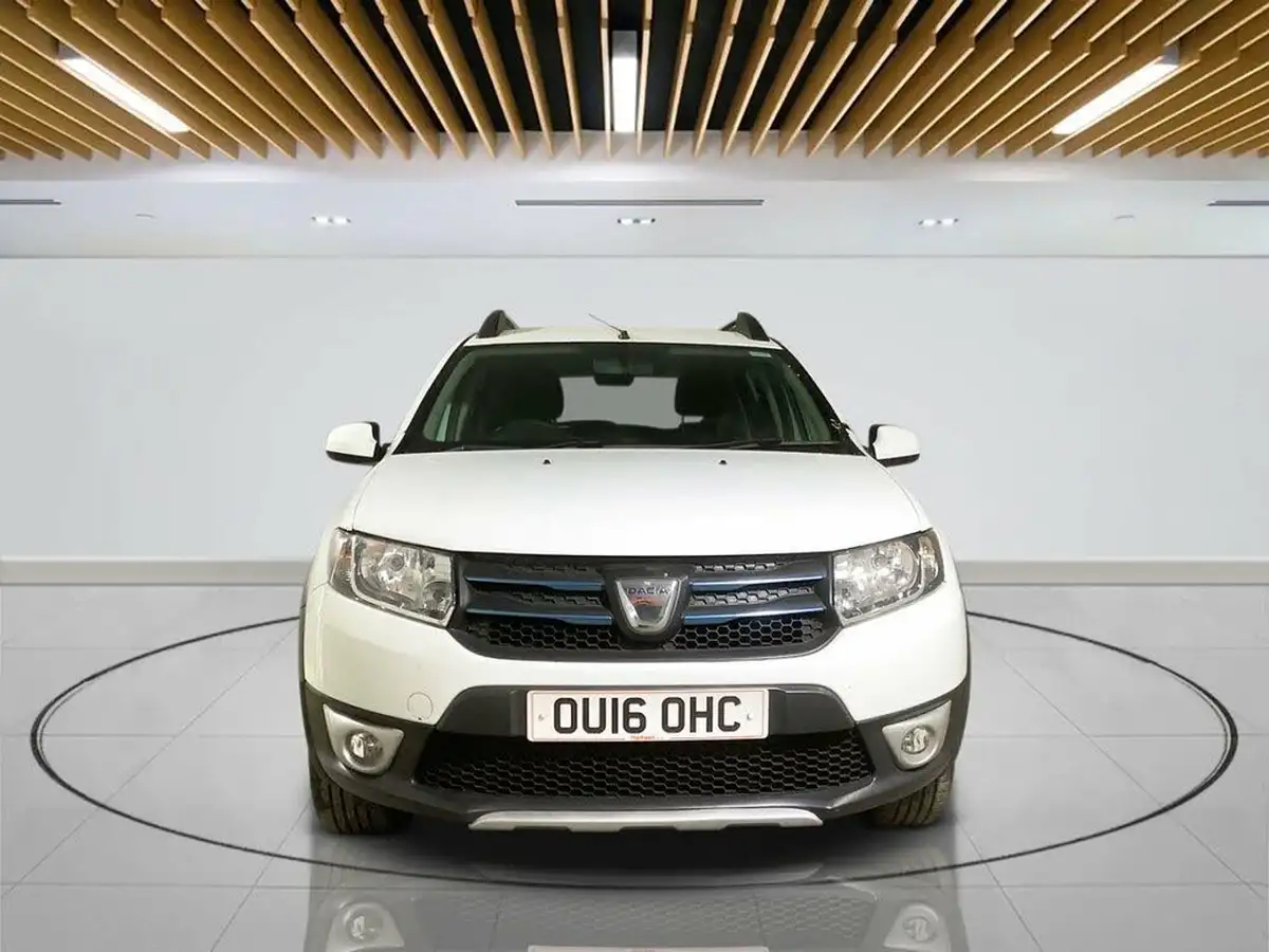 2016-dacia-sandero-stepway-09-tce-laureate-big-1