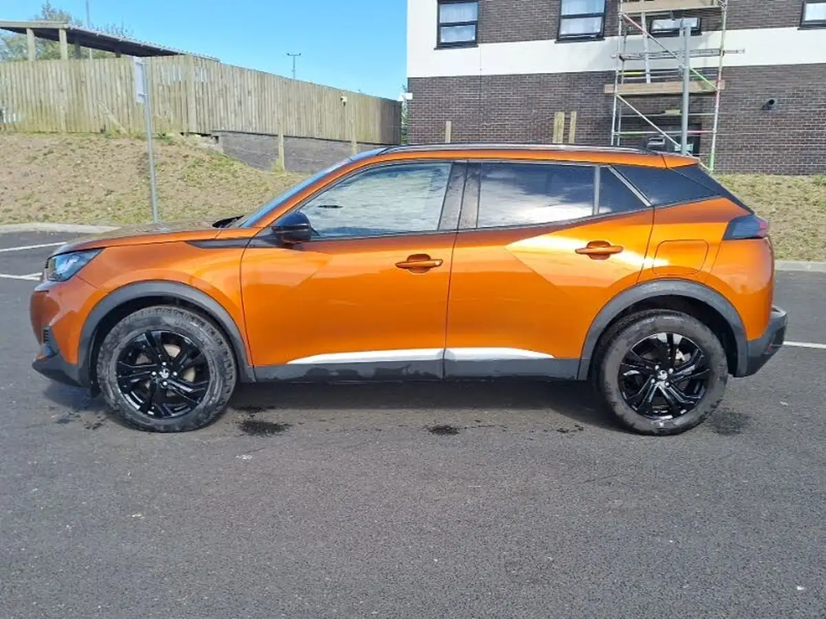 2022-peugeot-2008-suv-12-puretech-allure-premium-100bhp-big-3