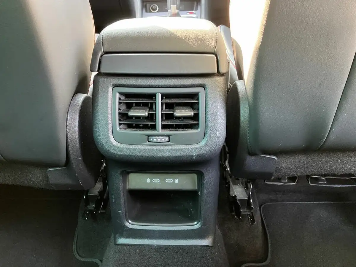 2022-seat-ateca-big-28