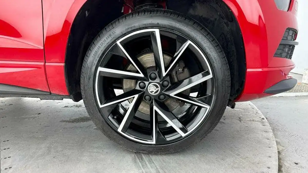 2018-skoda-karoq-20tdi-sportline-150ps-big-4