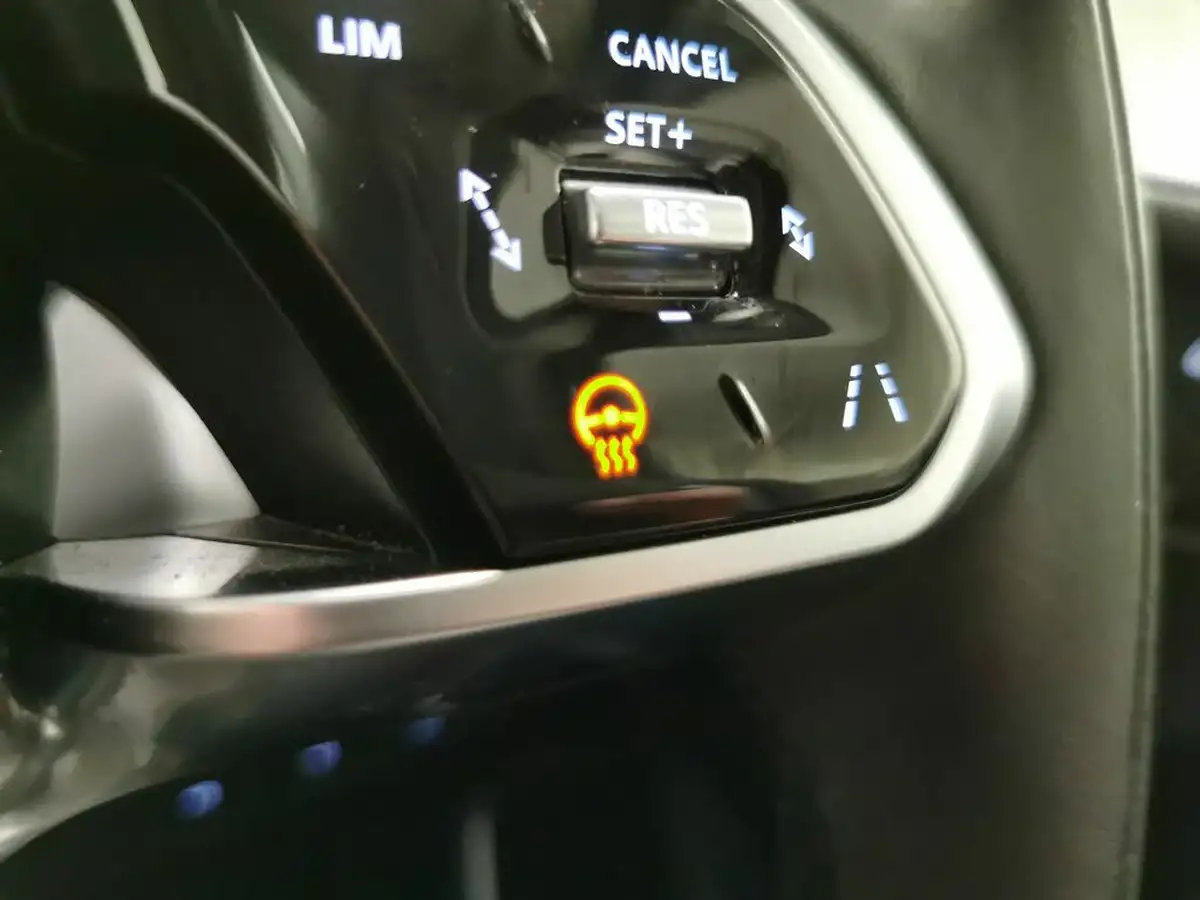 2021-jaguar-i-pace-ev400-hse-big-20